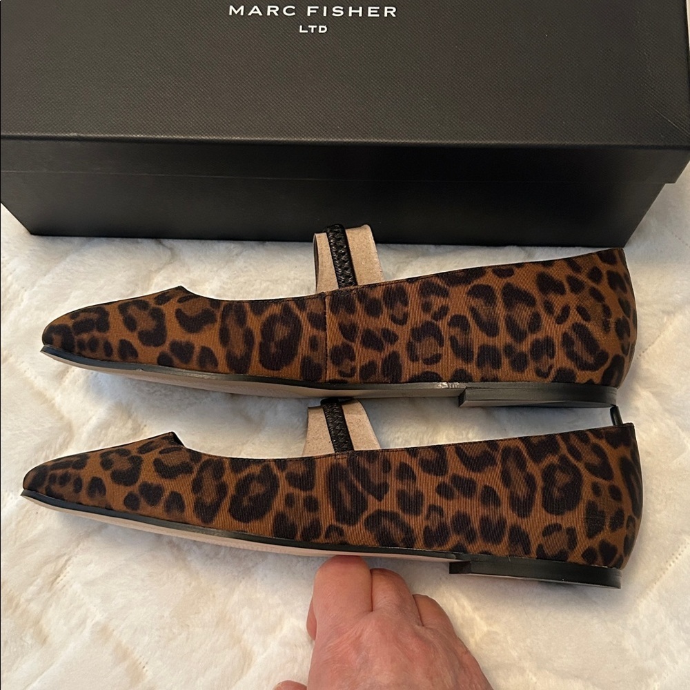 Marc Fisher Urella3 Animal Print Flats size 9M - Picture 4 of 6